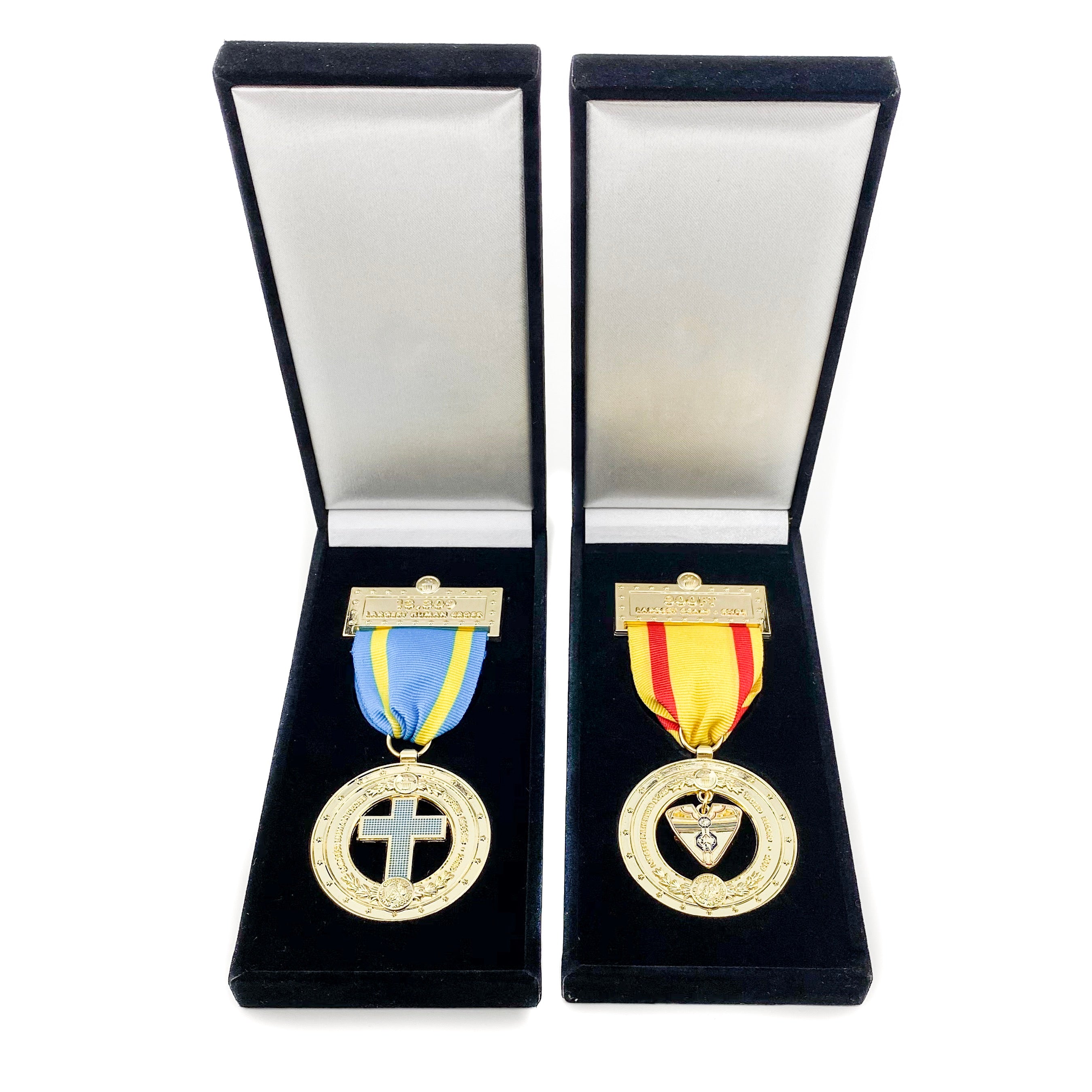 Largest Human Cross & Pathfinder Scarf World Record Medals Pin Set (Bundle) - Pinfinder Club